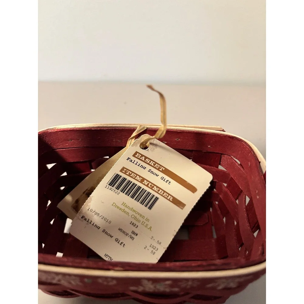 Longaberger 2010 Falling Snow Gift Basket Red Snowflake with Protector 1192522